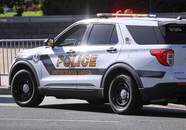 Bild vergrößern: Trump spricht nach Schüssen auf Nationalgardisten von Terrorakt