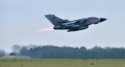 Kampfjets der Luftwaffe machen wieder Tiefflüge bis 75 Meter