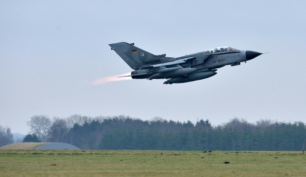 Bild vergrößern: Kampfjets der Luftwaffe machen wieder Tiefflüge bis 75 Meter