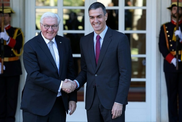 Bild vergrößern: Steinmeier reist mit Bekenntnis zu deutscher Schuld nach Guernica