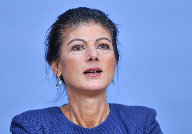 Bild vergrößern: Wagenknecht kündigt Verfassungsklage an - Weg nach Karlsruhe frei