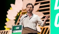 Grünen-Chef Banaszak fordert Einheit von Klimaschutz und sozialer Gerechtigkeit