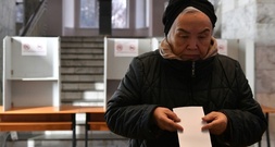 Vorgezogene Parlamentswahl in Kirgistan - Präsident Schaparow will Macht festigen