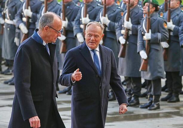 Bild vergrößern: Merz: Deutschland gehört fest an die Seite Polens