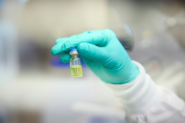 Bild vergrößern: Neues Mittel zur Verhinderung einer HIV-Infektion wird nun im südlichen Afrika verabreicht