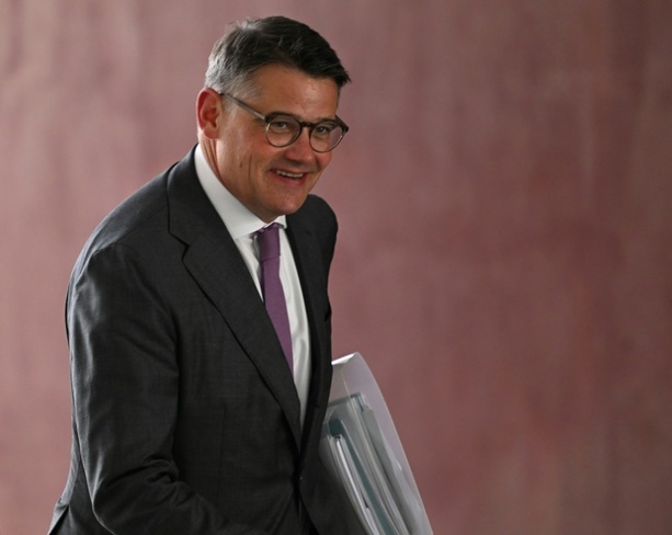 Bild vergrößern: Rentenstreit: Rhein weist Abweichler in der Union auf Gesamtverantwortung hin