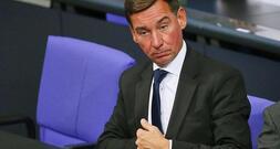 Hartmann: Russische Spionagesatelliten fliegen über Deutschland