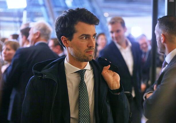 Bild vergrößern: CDU-Rentenrebell will für Rentenpaket stimmen