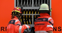 Ein Toter und sieben Verletzte bei Brand in Seniorenheim in Hessen