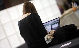 Umsatz im Dienstleistungsbereich im September niedriger