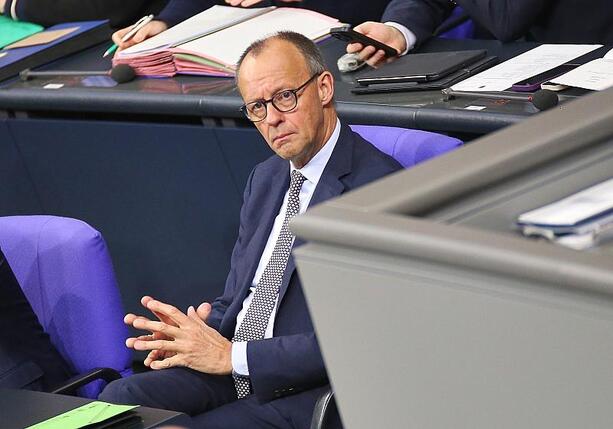 Bild vergrößern: Reichinnek: Wir retten nicht Herrn Merz, wir retten die Rente