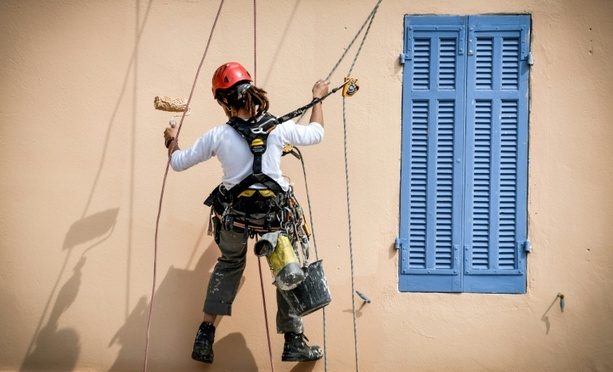 Bild vergrößern: Reparaturen in Zeiten von Handwerkermangel: BGH prüft Pflicht für mehrere Angebote