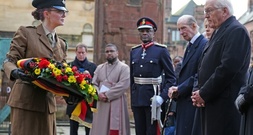 Steinmeier gedenkt der Opfer von NS-Luftangriff im englischen Coventry