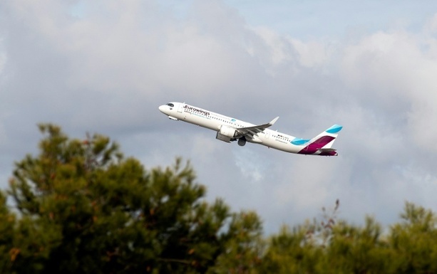 Bild vergrößern: Gericht untersagt Eurowings irreführende Werbung mit CO2-Ausgleich