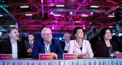 BSW wählt bei Parteitag in Magdeburg neue Spitze: De Masi folgt auf Wagenknecht
