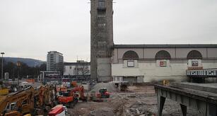 Bahnchefin will Bauverzögerung bei