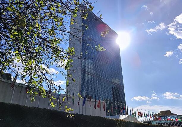 Bild vergrößern: Baerbock drängt auf Frau an Spitze der UN