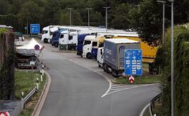 Zahl mautpflichtiger Lkws auf Autobahnen gesunken