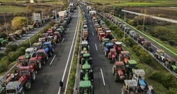 Landwirte in Griechenland protestieren weiter - 20.000 Traktoren auf den Straßen