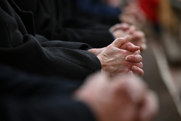 Bild vergrößern: Bericht: Missbrauchsopfer erhält von Erzbistum Köln 360.000 Euro