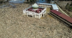 Flutkatastrophe in Indonesien: Frust über schleppende Hilfsmaßnahmen wächst