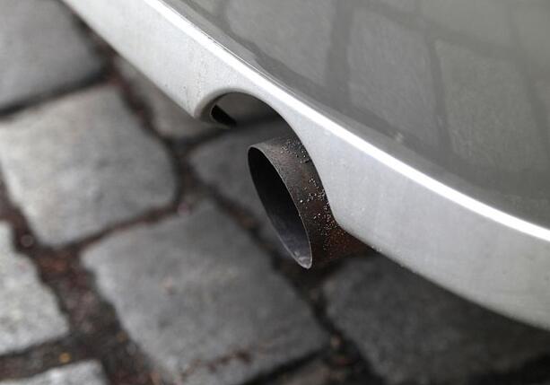 Bild vergr&ouml;&szlig;ern: Weber: EU wird auch nach 2040 Neuwagen mit Verbrennungsmotor zulassen