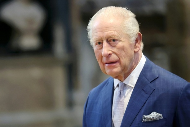 Bild vergr&ouml;&szlig;ern: Fernsehbotschaft von Charles III. zu Krebserkrankung am Freitagabend