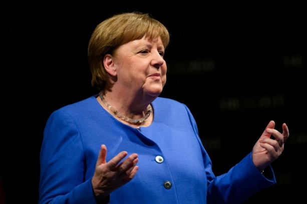 Bild vergrößern: Altkanzlerin Merkel sieht Nachholbedarf bei Gleichberechtigung in der Politik