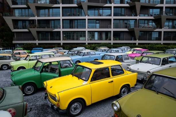 Bild vergr&ouml;&szlig;ern: Merz hofft auf Aufweichung von EU-Vorgaben für Neuwagen