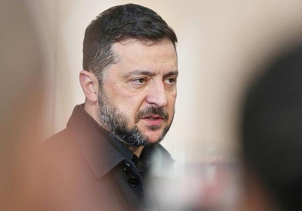 Bild vergr&ouml;&szlig;ern: Selenskyj in Deutschland eingetroffen