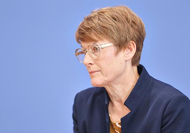 Bild vergrößern: Grimm hält Erfolg der Rentenkommission für völlig unmöglich