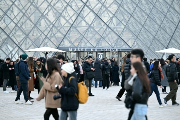 Bild vergr&ouml;&szlig;ern: Louvre-Streik: Weltbekanntes Pariser Museum vorerst geschlossen