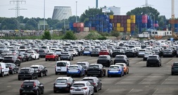 Verbrenner-Aus: Brüssel legt Dienstag Vorschläge vor - Ökonomen gegen Lockerung