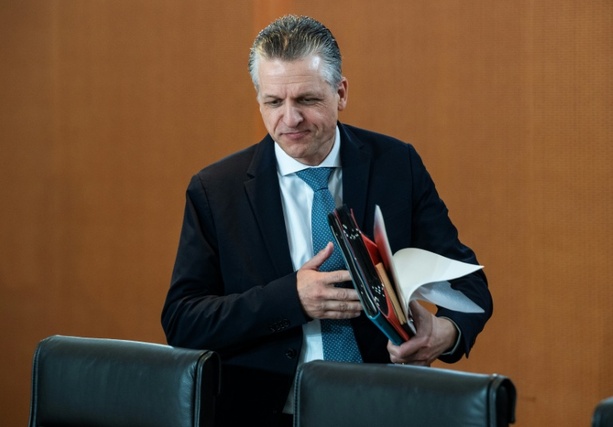 Bild vergrößern: Minister Frei sieht Einigung mit SPD über Bürgergeldreform - Beschluss am Mittwoch