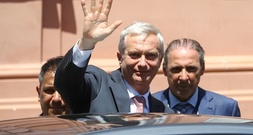 Chile: Ultrarechter Wahlsieger fordert Ende von Maduros