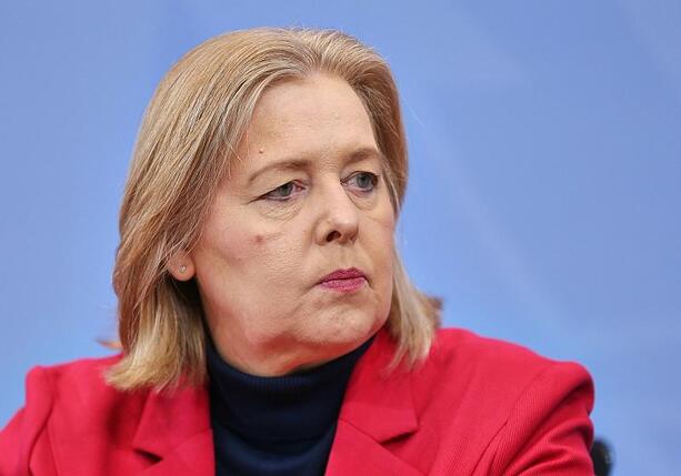 Bild vergr&ouml;&szlig;ern: Arbeitsministerin lehnt Vorfestlegungen für Rentenkommission ab