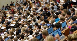 Großbritannien einigt sich mit EU auf Wiedereintritt in das Erasmus-Programm