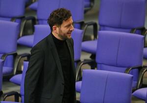 Banaszak pocht auf Nutzung von russischen Vermögen in der EU