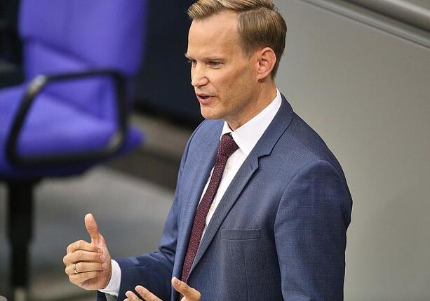 Bild vergr&ouml;&szlig;ern: Streeck will Ende der Zwei-Klassen-Medizin bei Facharztterminen