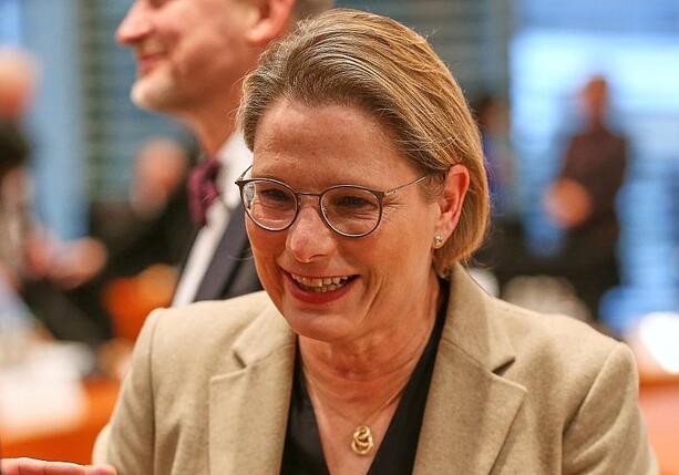 Bild vergr&ouml;&szlig;ern: Justizministerin lehnt Aus für Gentechnik-Kennzeichnungspflicht ab