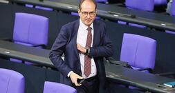 Dobrindt plant Sicherheitsoffensive