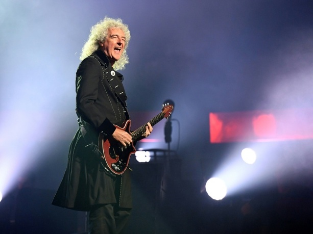 Bild vergr&ouml;&szlig;ern: Gitarrist Brian May präsentiert erstmals unveröffentlichten Queen-Song im Radio