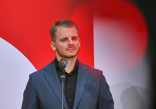 Bild vergr&ouml;&szlig;ern: Klüssendorf sieht breite SPD-Mehrheit für Bürgergeldreform