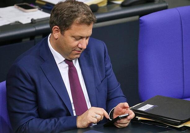 Bild vergr&ouml;&szlig;ern: Klingbeil verzichtet an Weihnachten bewusst aufs Handy