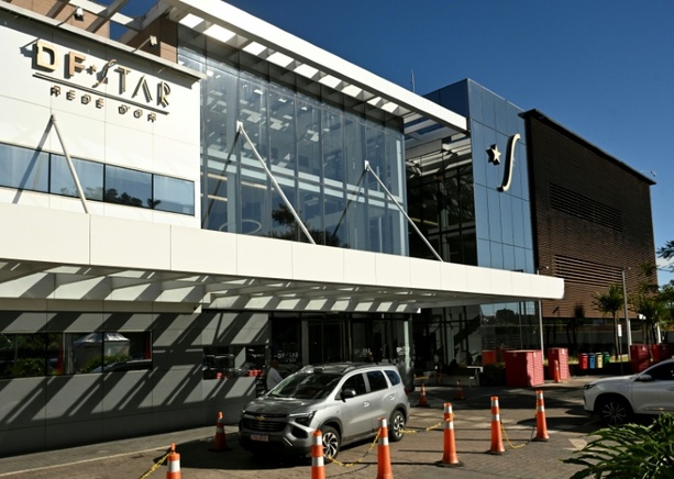 Bild vergr&ouml;&szlig;ern: Ehefrau: Brasiliens inhaftierter Ex-Präsident Bolsonaro erfolgreich operiert