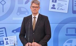 Verkehrsminister glaubt nicht an niedrigere Ticketpreise