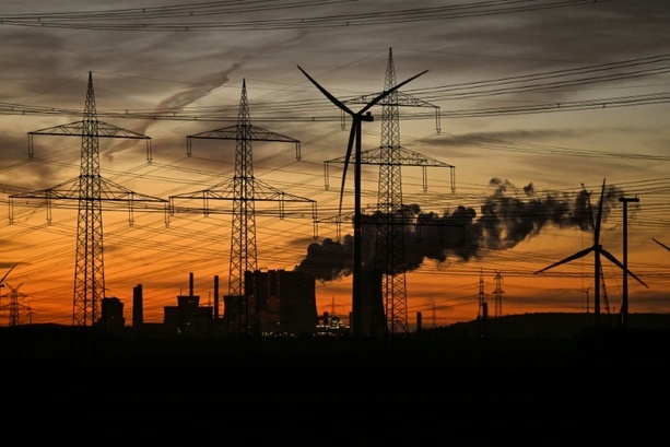 Bild vergr&ouml;&szlig;ern: Bundesnetzagentur erwartet 2026 stabile oder sinkende Strompreise