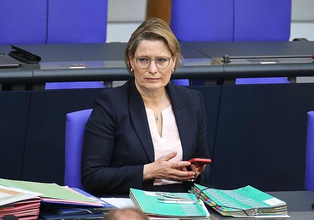 Bild vergr&ouml;&szlig;ern: Hubig gegen Klarnamenpflicht im Internet