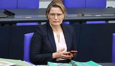 Hubig gegen Klarnamenpflicht im Internet