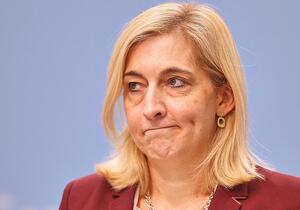 Krankenkassen fordern von Warken weiteres Sparpaket